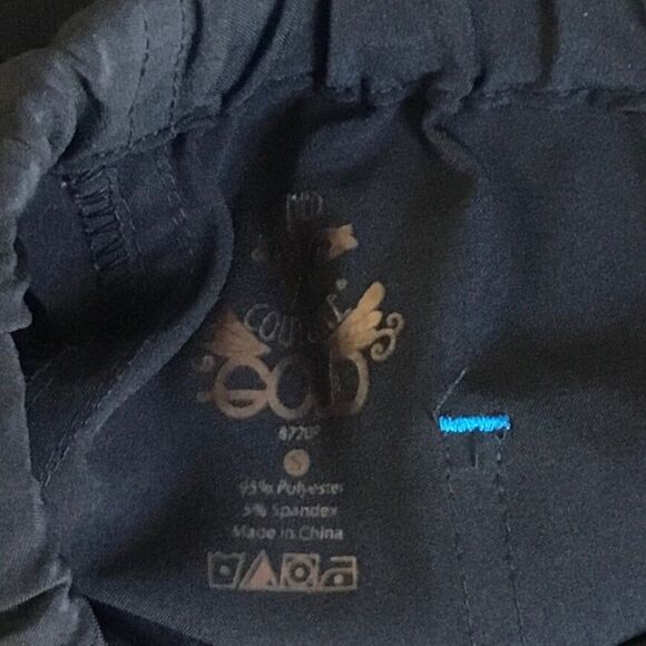 Scrub pants size Small black ‘Med Couture’ boot cut/flare stretchy quick dry - Picture 2 of 7